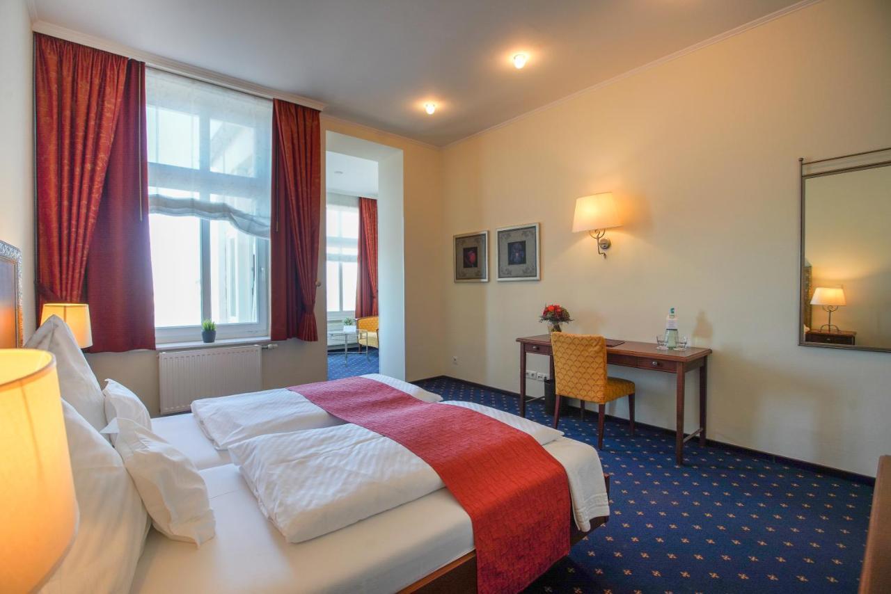 Strandhotel Ostfriesenhof Borkum Exteriör bild